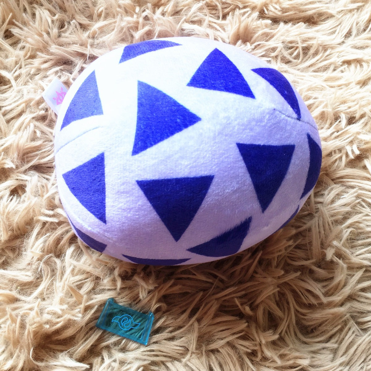 Peluche huevo Digimon