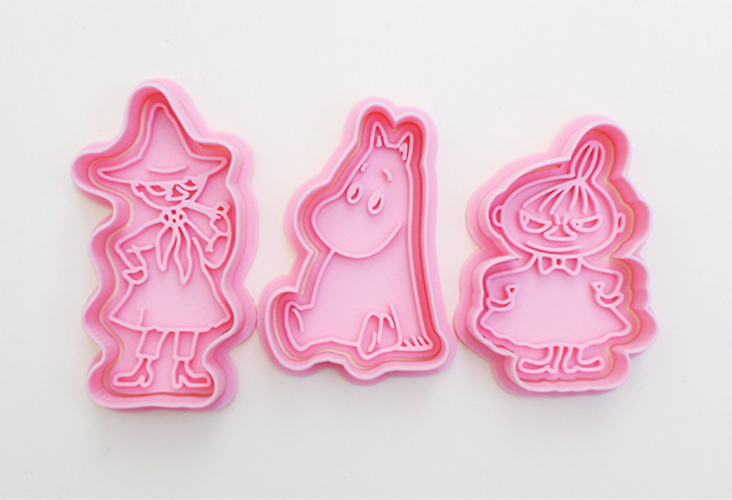 Juego de 5 cortadores de galletas Moomins