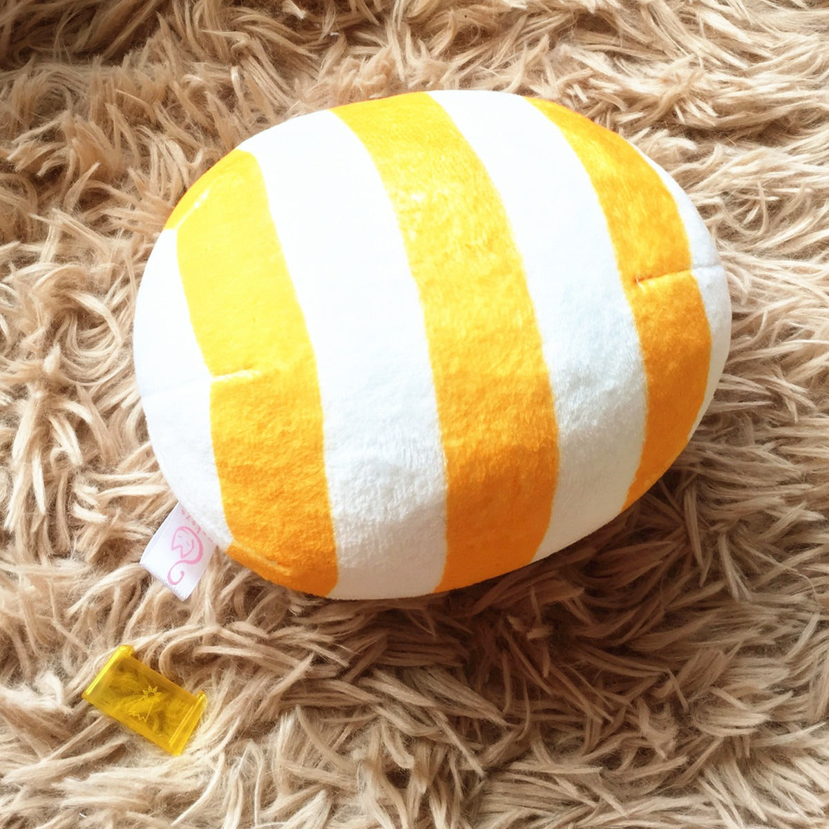 Peluche huevo Digimon